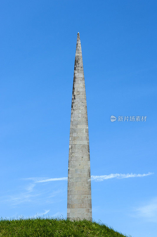 马jamae War Memorial, Mart Port and Lembit Tolli报道。